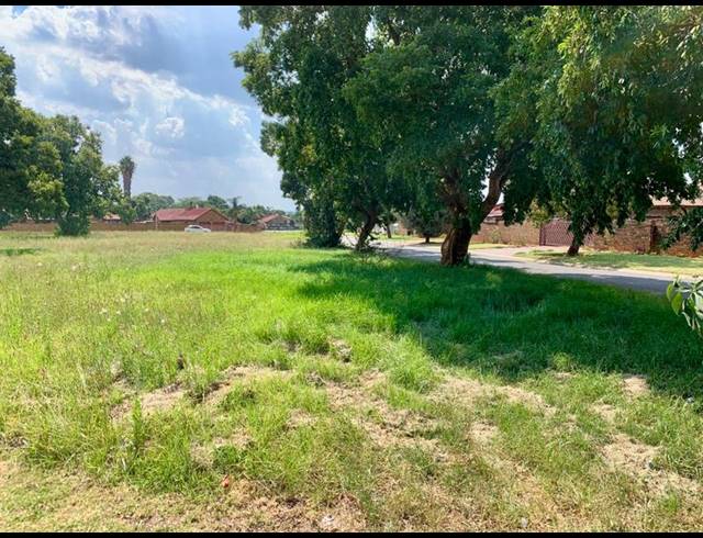LAND FOR SALE IN KLIPPOORTJIE